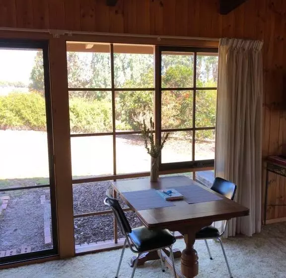 Majatalo Rose Cottage