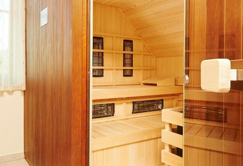 هاستل Tourism Tompa