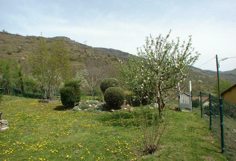 مبيت وإفطار La Bruyère Chez Martine