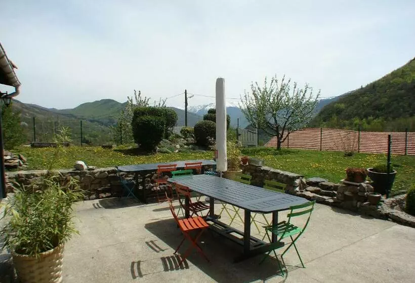 Aamiaismajoitus (B&B) La Bruyère   Chez Martine