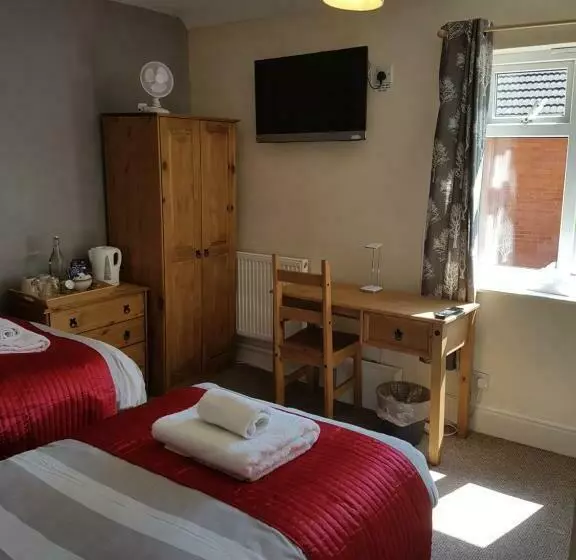 Aamiaismajoitus (B&B) Riverside Guest House