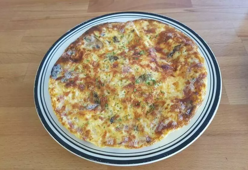 Aamiaismajoitus (B&B) Riverside Guest House