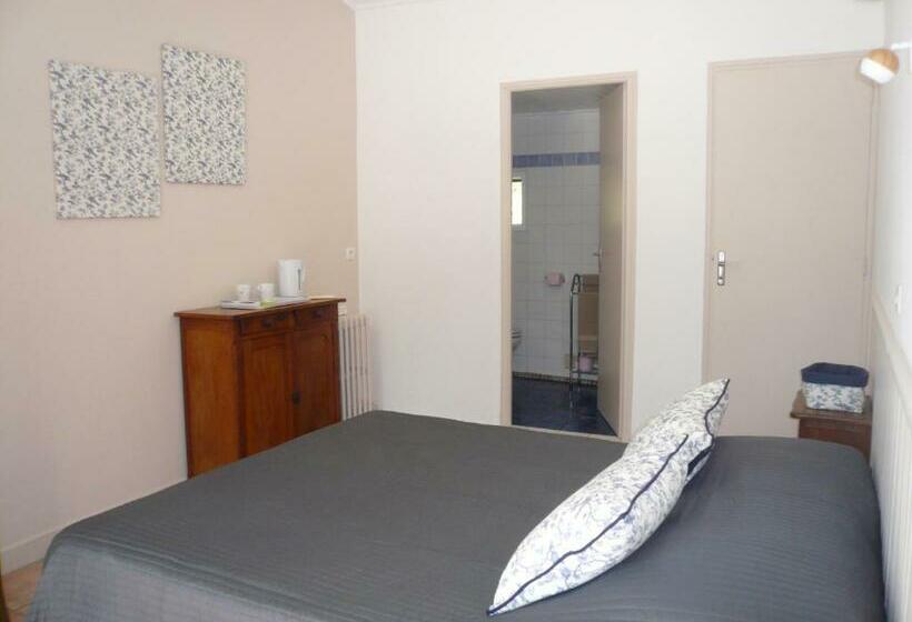 بنسيون Chambres D Hôtes De La Gardy