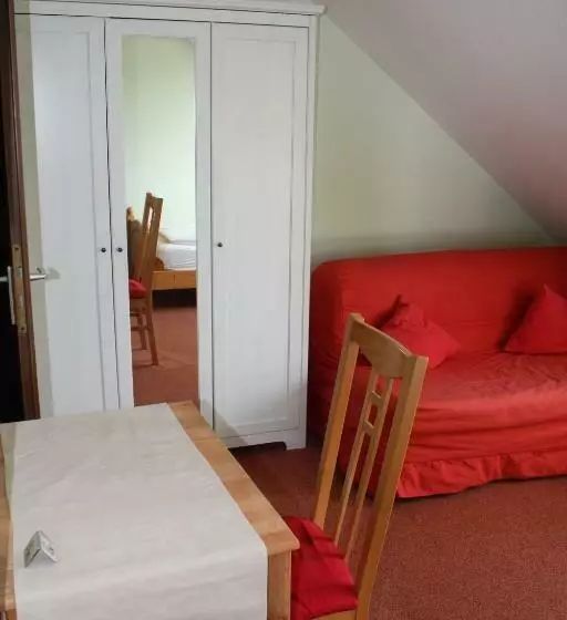 Majatalo Haus Am Zeiberberg