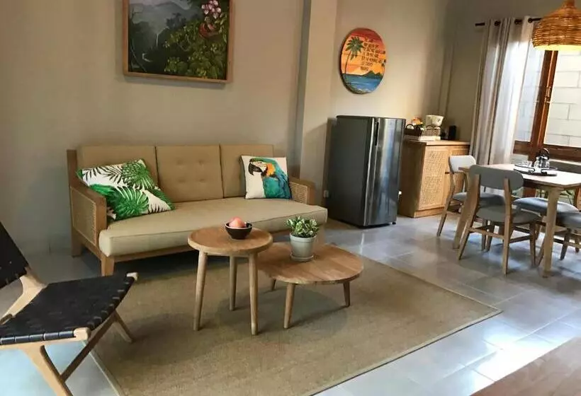 Pensão Seabirds Bed And Breakfast