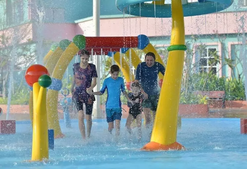 בית מלון כפרי Bella Vista Waterfront Resort