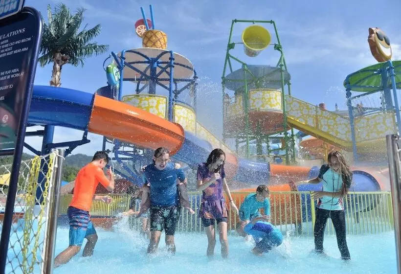 בית מלון כפרי Bella Vista Waterfront Resort