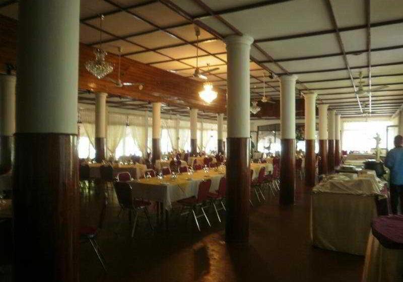 ホテル Centauria Lake Resort