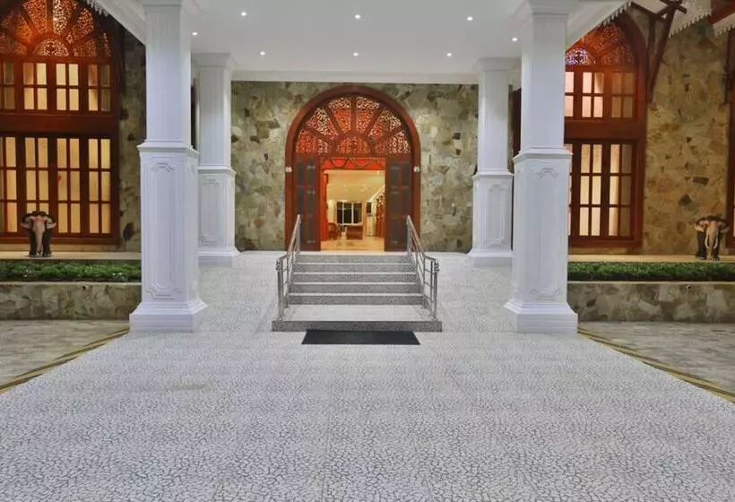 בית מלון כפרי Centauria Lake Resort