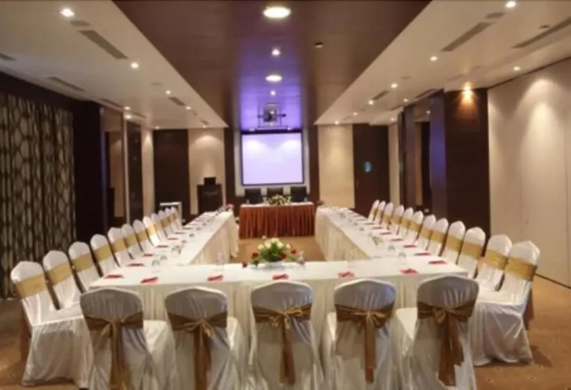 ホテル Daspalla Hyderabad