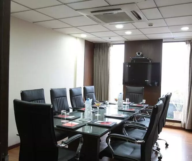 ホテル Daspalla Hyderabad