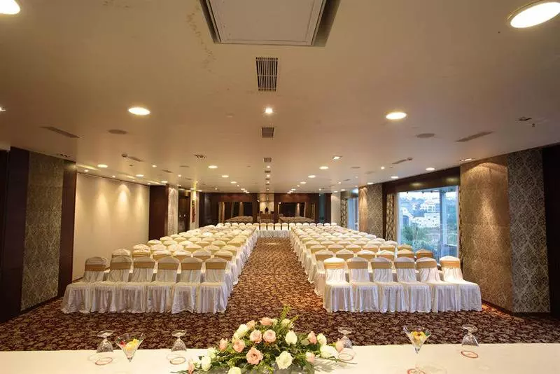 ホテル Daspalla Hyderabad