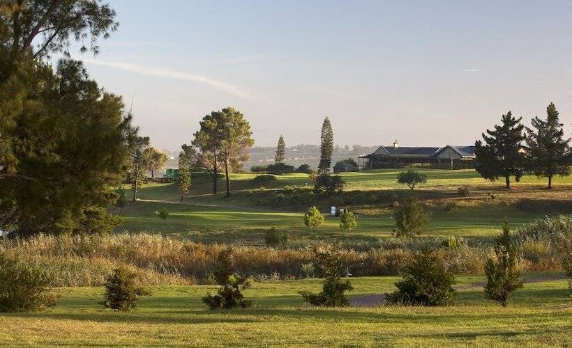 ホテル Devonvale Golf & Wine Estate