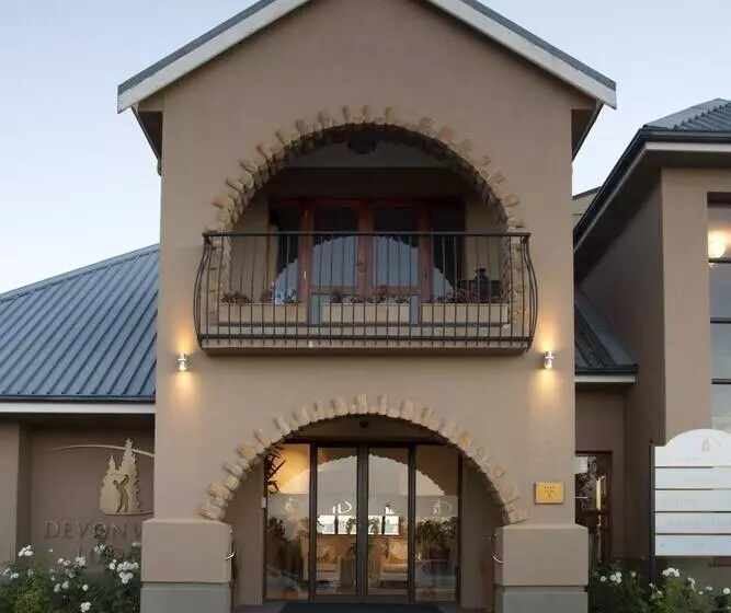 Отель Devonvale Golf & Wine Estate