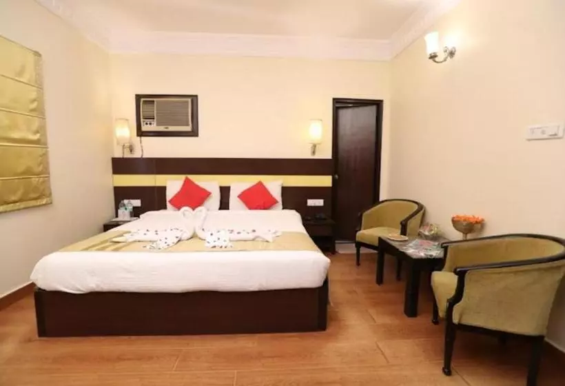 Hotel Empire Regency