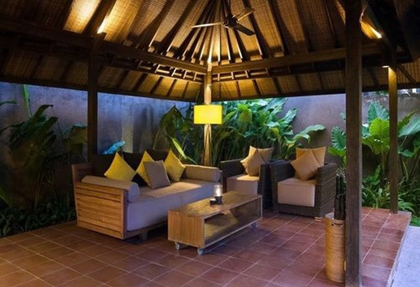 ホテル Komea Villa