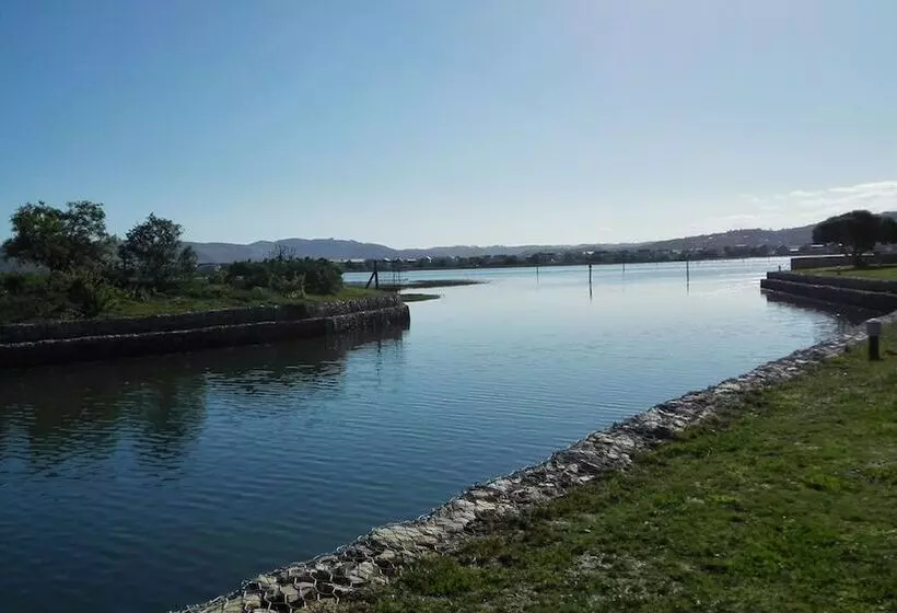 בית מלון כפרי Premier Resort The Moorings, Knysna