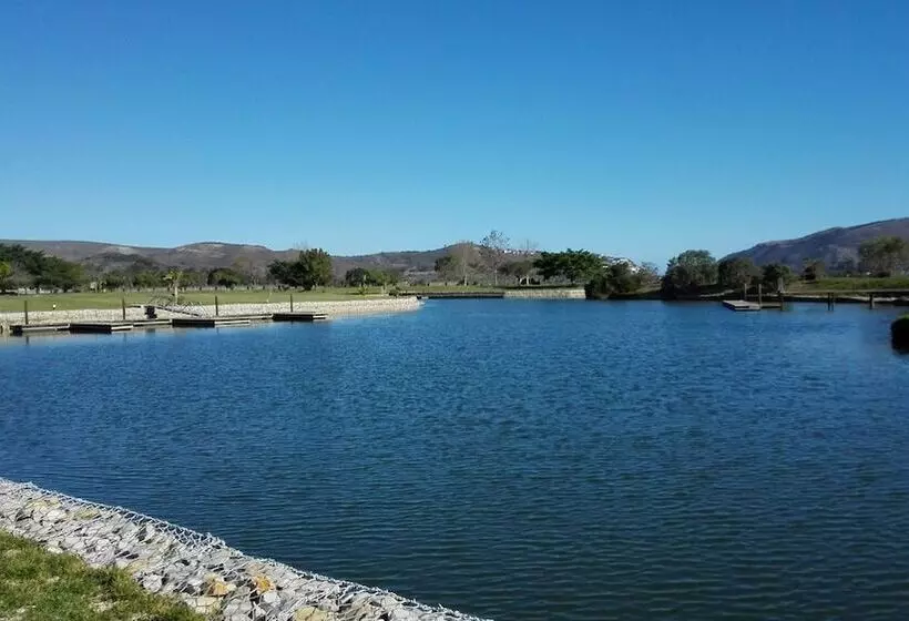 בית מלון כפרי Premier Resort The Moorings, Knysna