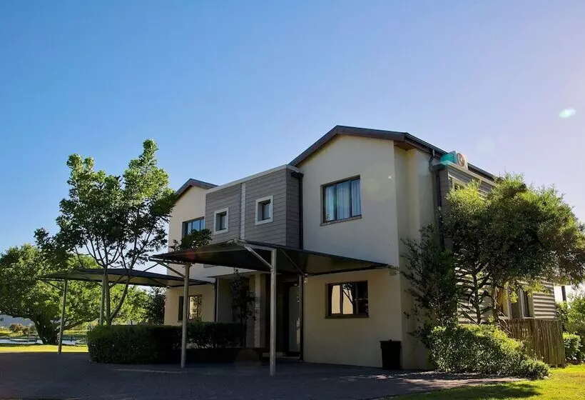 בית מלון כפרי Premier Resort The Moorings, Knysna