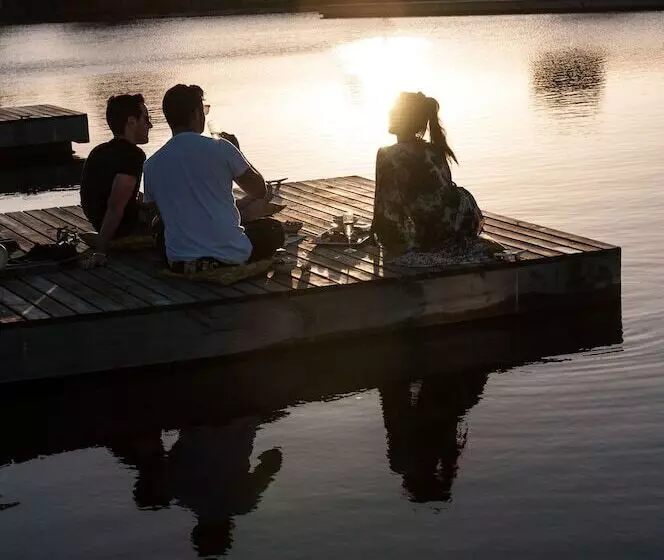 בית מלון כפרי Premier Resort The Moorings, Knysna