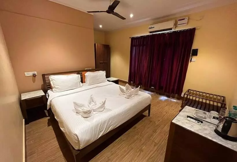 Hotel Rococco At Ashvem