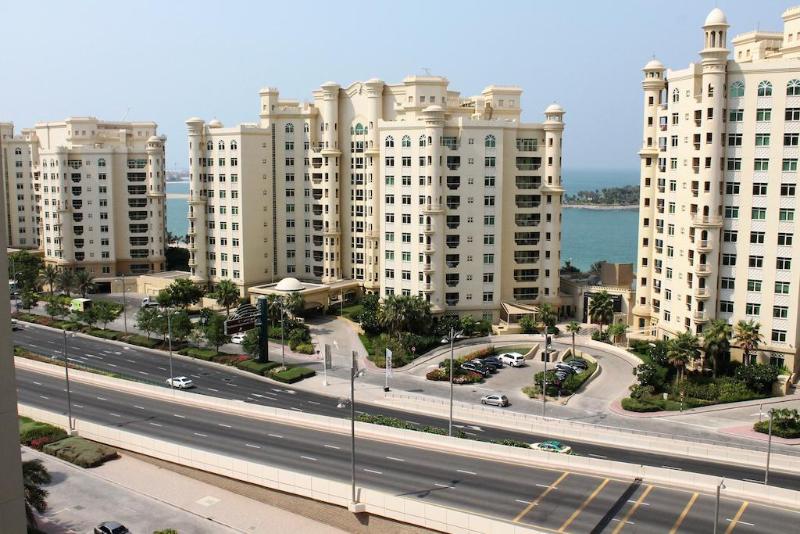 Отель Royal Club Palm Jumeirah