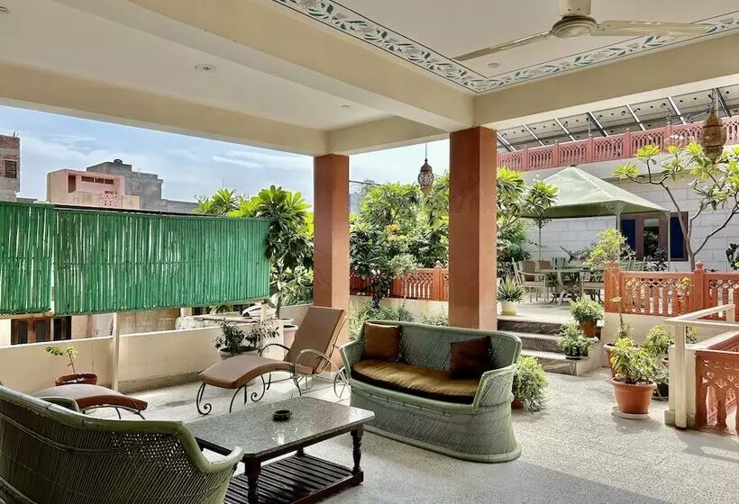 هتل Suryaa Villa   A Boutique Heritage