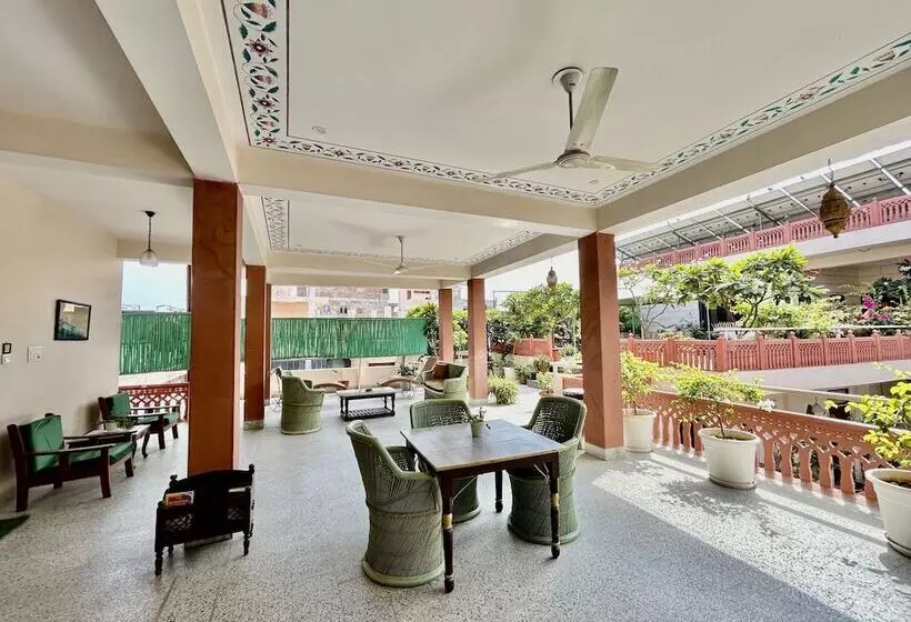 هتل Suryaa Villa   A Boutique Heritage
