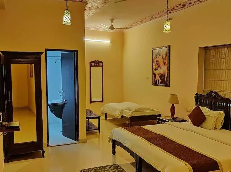 هتل Suryaa Villa   A Boutique Heritage