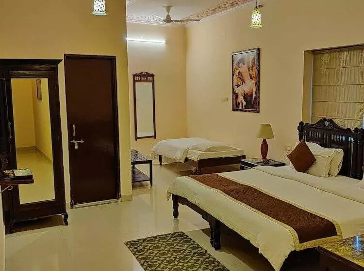 هتل Suryaa Villa   A Boutique Heritage