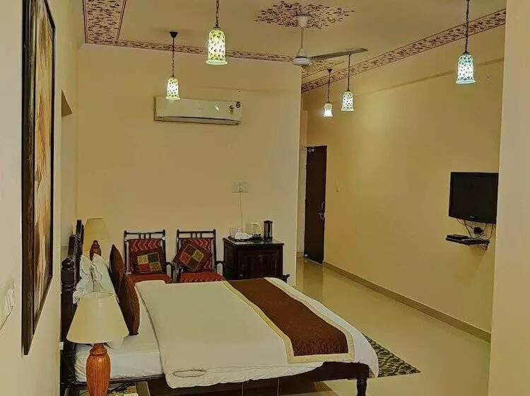 هتل Suryaa Villa   A Boutique Heritage