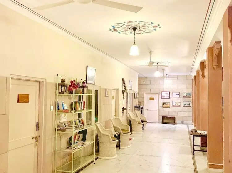 هتل Suryaa Villa   A Boutique Heritage