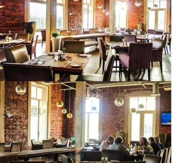 ホテル The Waterfront  & Spa By Misty Blue S