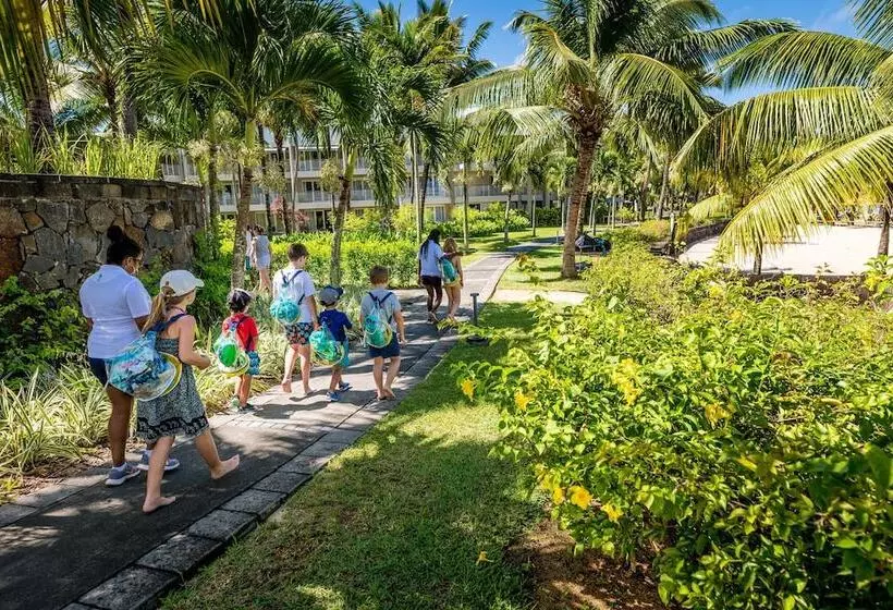 هتل Victoria Beachcomber Resort & Spa