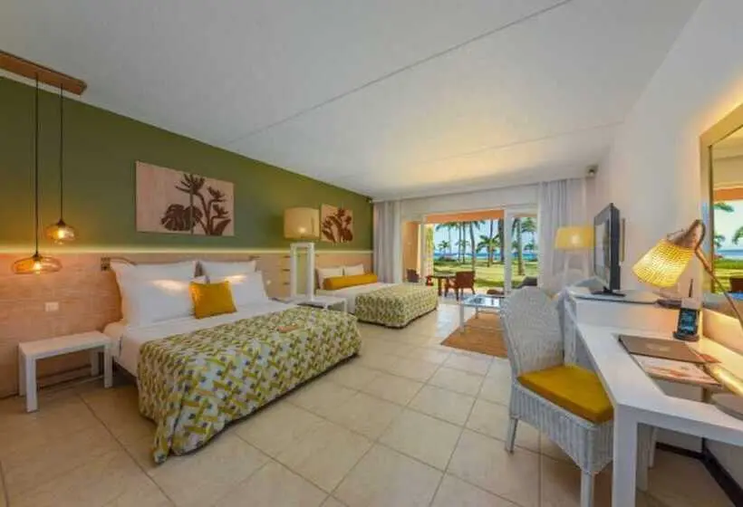 هتل Victoria Beachcomber Resort & Spa