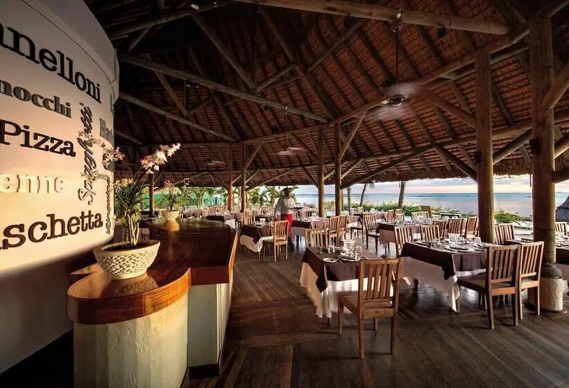 هتل Victoria Beachcomber Resort & Spa