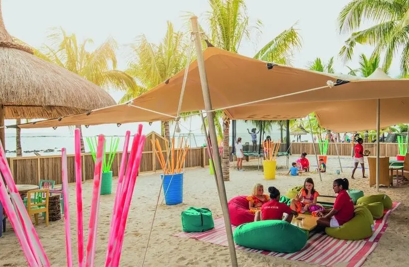 هتل Victoria Beachcomber Resort & Spa
