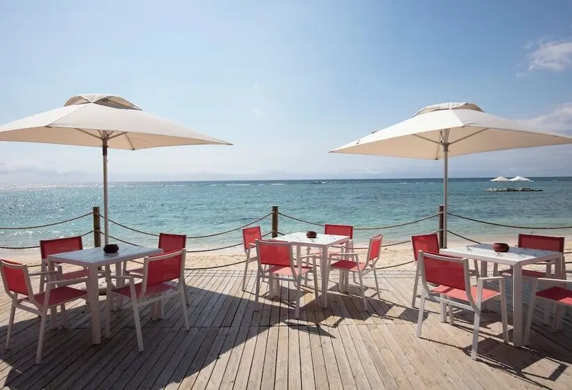 هتل Victoria Beachcomber Resort & Spa