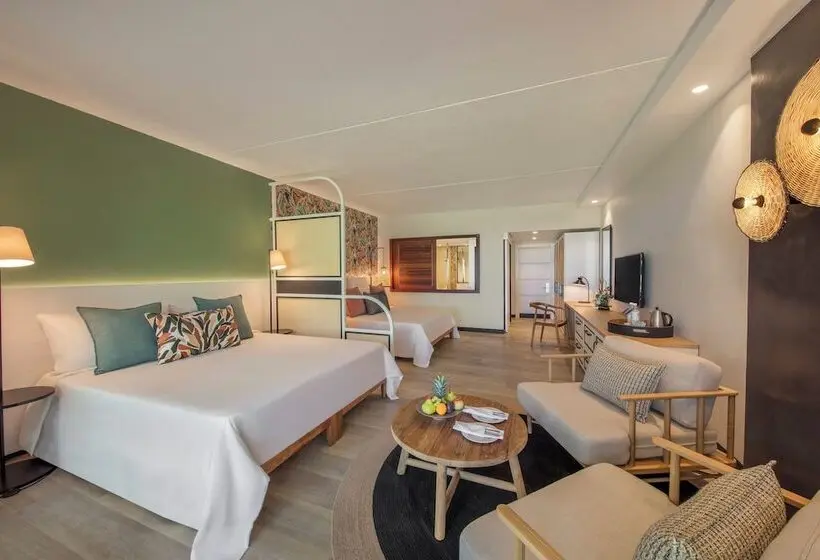 هتل Victoria Beachcomber Resort & Spa