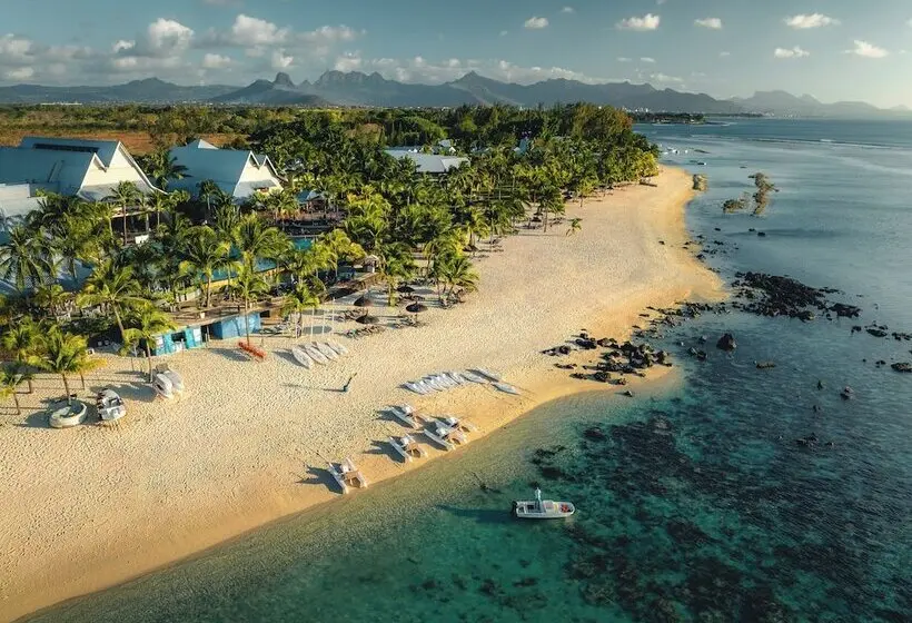 هتل Victoria Beachcomber Resort & Spa