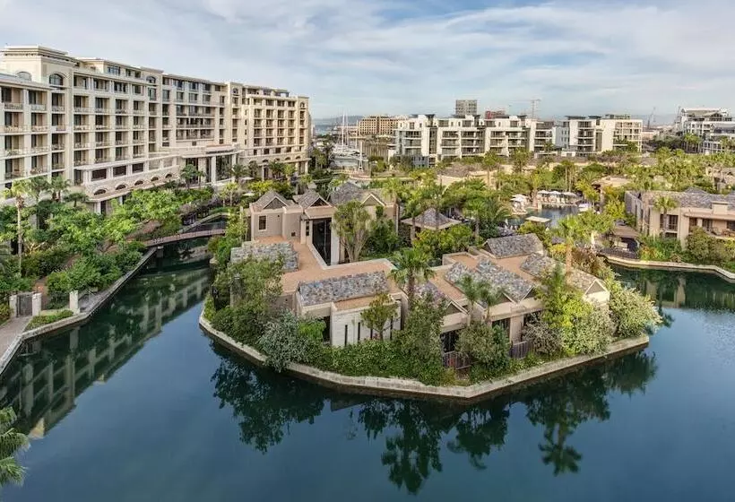 Lawhill Luxury Apartments   V & A Waterfront