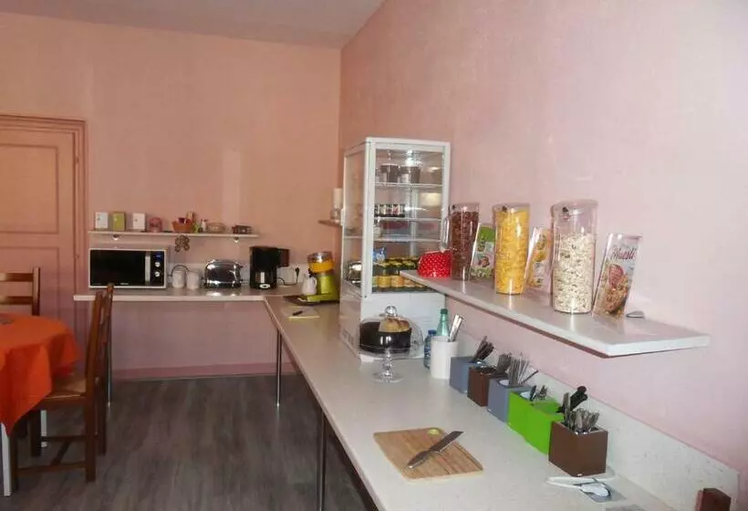 Aamiaismajoitus (B&B) Chambres D Hôtes D Accolay