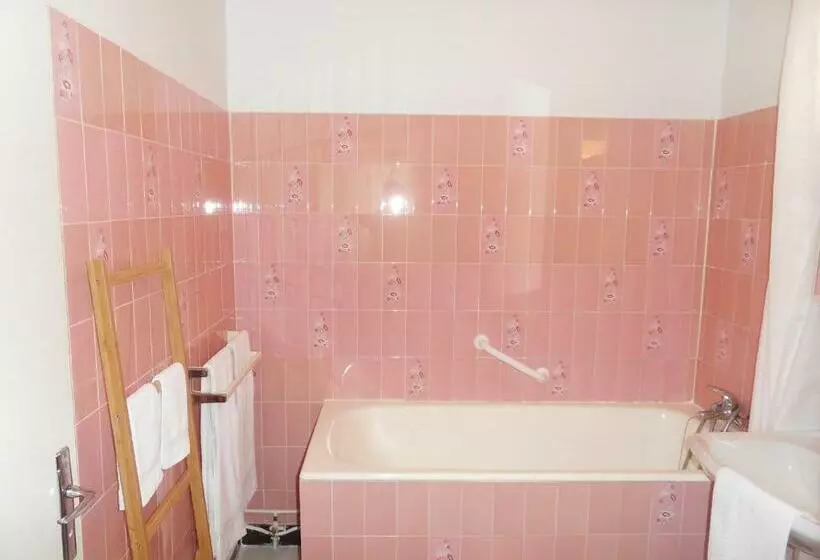 Aamiaismajoitus (B&B) Chambres D Hôtes D Accolay