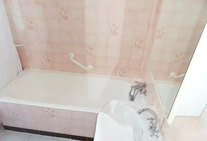 Aamiaismajoitus (B&B) Chambres D Hôtes D Accolay
