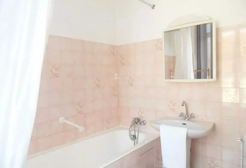 Aamiaismajoitus (B&B) Chambres D Hôtes D Accolay