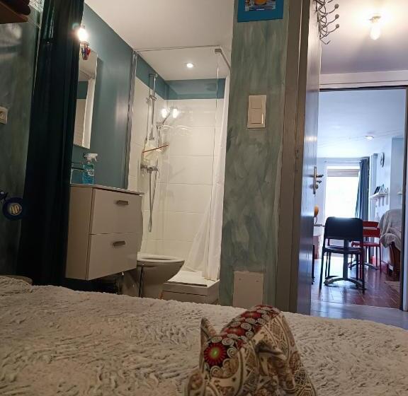 مبيت وإفطار Le Bouddha Besse