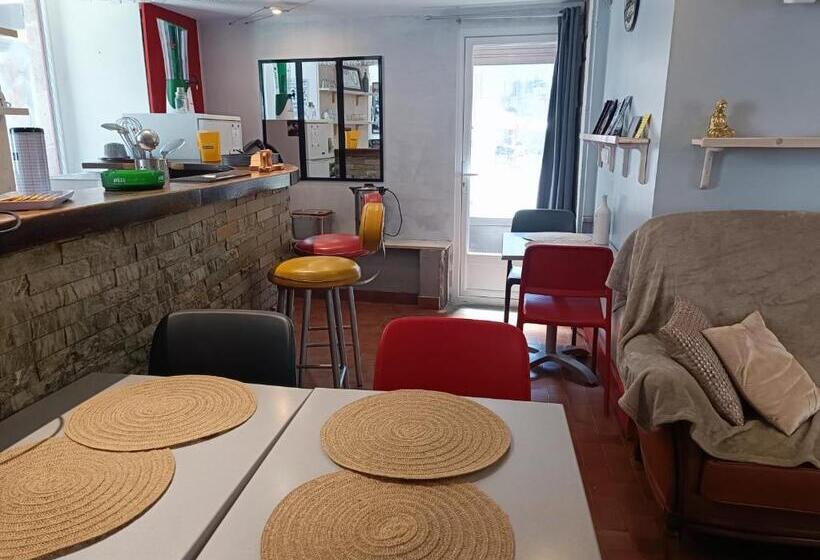 مبيت وإفطار Le Bouddha Besse