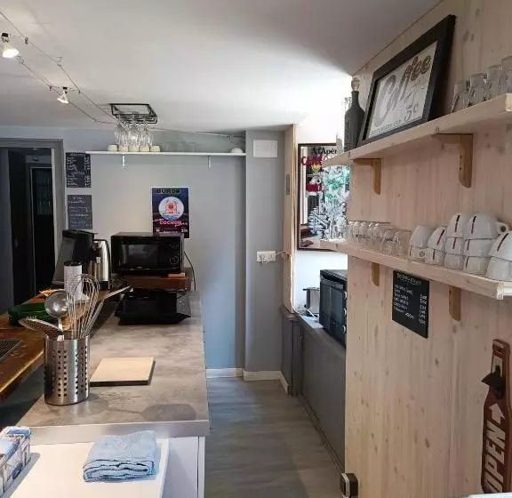 ベッドアンドブレックファースト Le Bouddha Besse