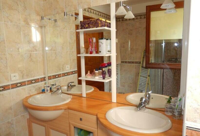 צימר Maison Oxalys