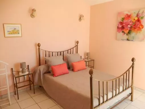 Aamiaismajoitus (B&B) Maison Oxalys